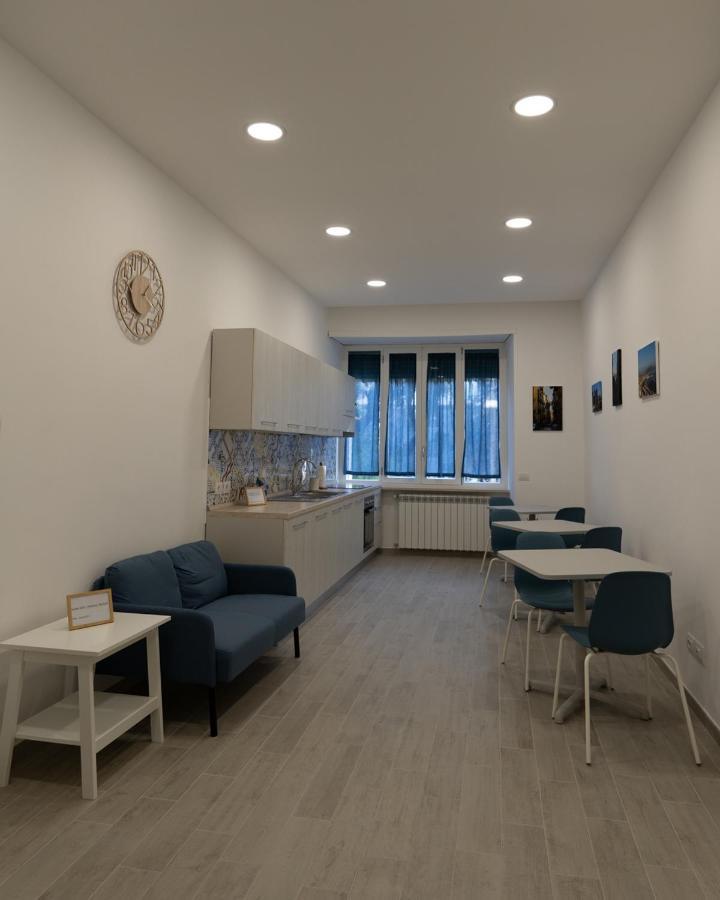 Hotel Dimora Cavour Napoli Esterno foto