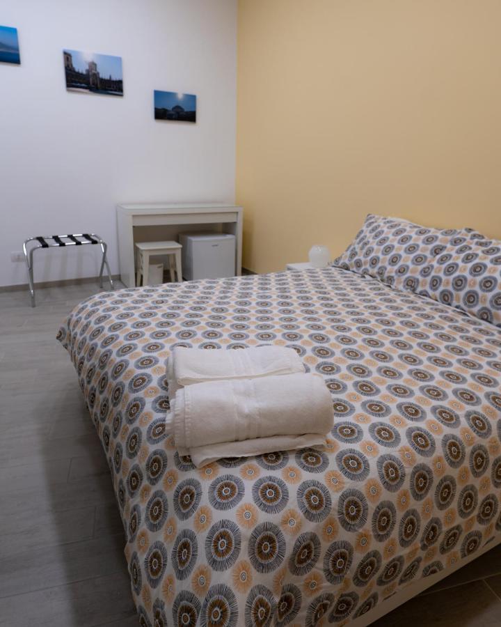 Hotel Dimora Cavour Napoli Esterno foto